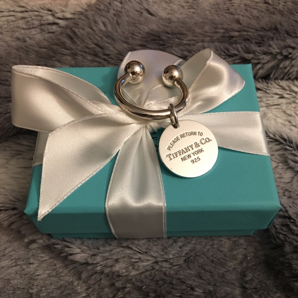 Tiffany & Co. Round Return to Tiffany Keyring